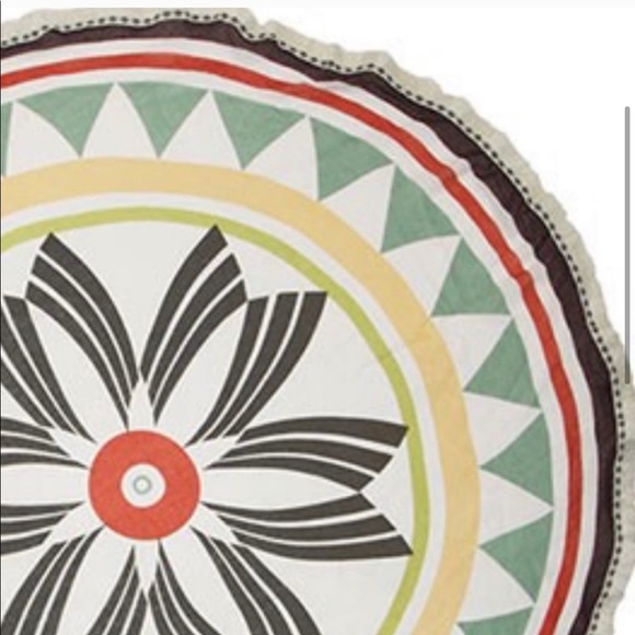 New! Bali Circle Beach Towel and Shawl - Picture 3 of 6